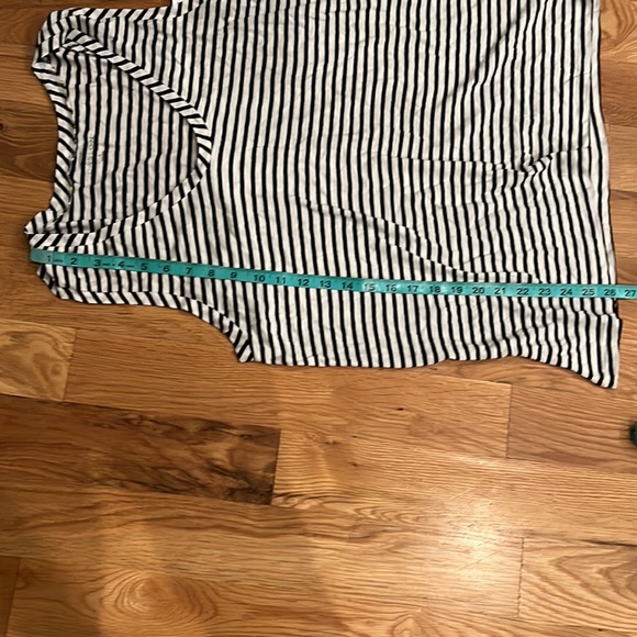 NWT Caslon Muscle Tank in Ivory and Black Stripe - Picture 7 of 8